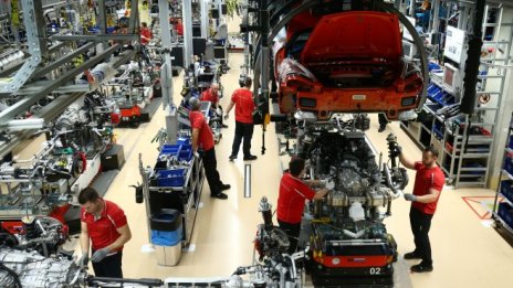 Германия успя да избегне рецесията с неочакван растеж през третото тримесечие