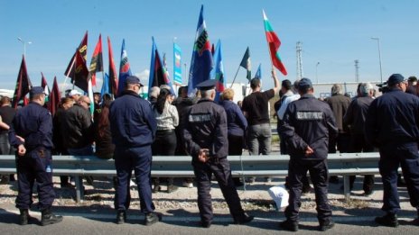 Протестиращи пак блокираха границата с Турция заради "изборния туризъм"*