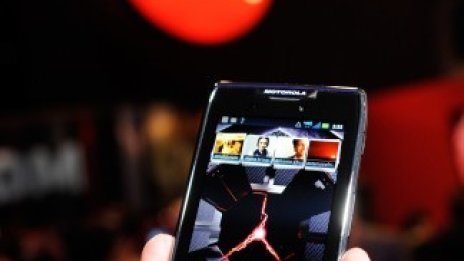 Motorola изненадващо оттегли жалба срещу Apple