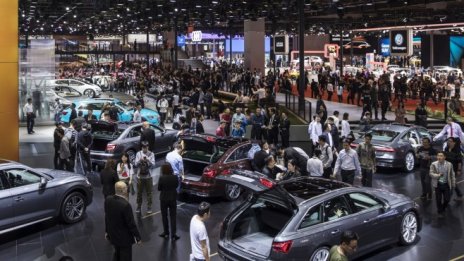 Продажбите на екологични автомобили в Китай може да нараснат с 40% през 2021 г.