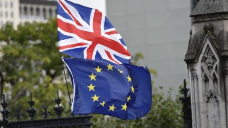 Политолог: Преговорите по Brexit се нуждаят от съдържателен разговор