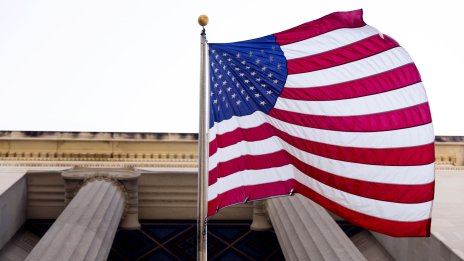 Дългът на САЩ нараства с 62 хил. долара за секунда тази година