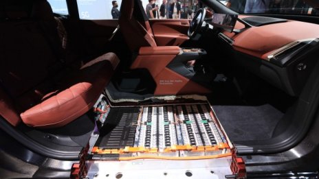 BMW инвестира 170 млн. евро в научноизследователски център за батерии 