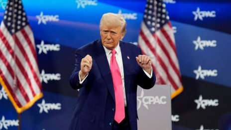 САЩ твърдят, че Индия намалява руския петрол наполовина, но търговците ги опровергават