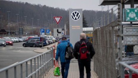 Вътрешното търсене в Германия подпомогна по-високия ръст на фабричните поръчки