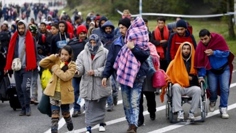 Европа трябва да реши проблема с бежанците, ако иска да се спаси