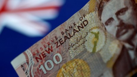 Новозеландският долар се срина до годишно дъно