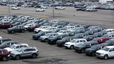 Печалбата на GM и Ford вероятно ще бъде ударена от кибератаката срещу дилърите в САЩ