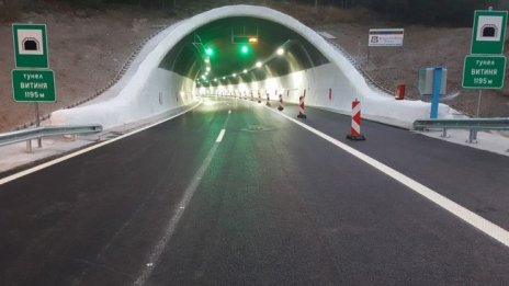 Петя Аврамова обеща тунел "Витиня" да е готов през януари