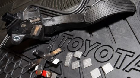 Toyota сключва рекордно високо извънсъдебно споразумение