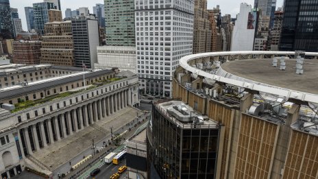 Светът след Covid носи риск от болезнени загуби за инвеститорите в бизнес имоти