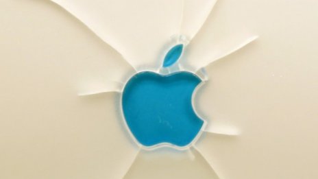 Apple отрича да има пробив в системите на iCloud
