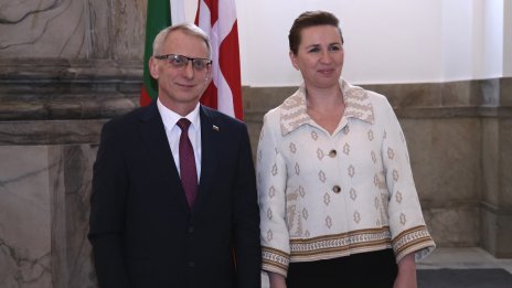 Премиерът обсъди развитието на европейската отбранителна система и зелената енергетика в Дания