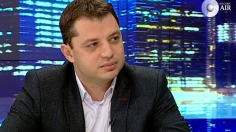 Делян Добрев: Правителството няма ясна позиция по въпросите в енергетиката 