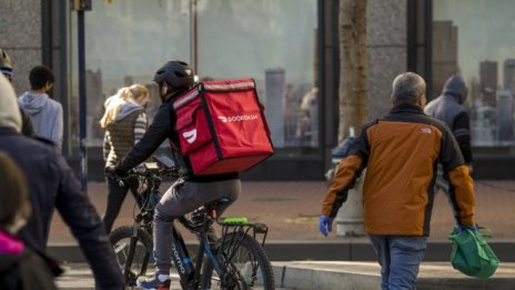 DoorDash надмина очакванията за приходите