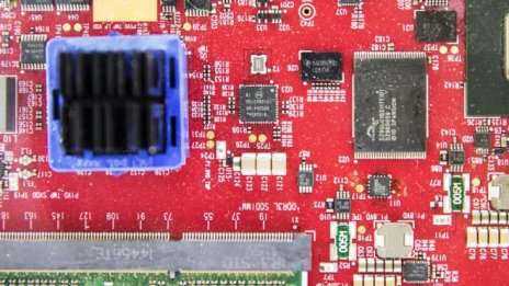 Qualcomm надви Европейската комисия за глобата си от близо 1 млрд. евро