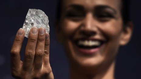 Най-големият необработен диамант в света ще бъде продаден за над 52 млн. паунда