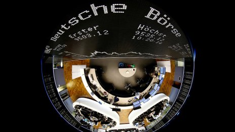 Световните акции оцеляха през банковите сътресения - въпросът е за колко дълго?