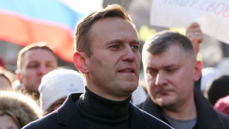 Русия продължава с арестите на опозиционери