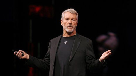 Strategy на Майкъл Сейлър записа 14,5 млрд. долара нереализирана загуба за тримесечието
