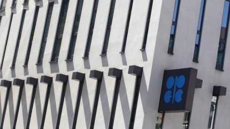 ОПЕК приключи първия ден от преговорите без сделка