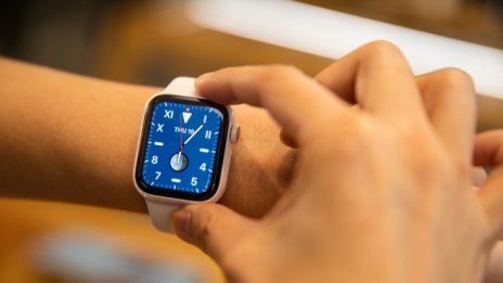 Apple изследва дали Apple Watch не може да намали риска от инсулт