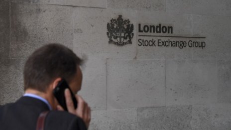 Опасенията от пандемия отново хвърлиха сянка върху европейските борси