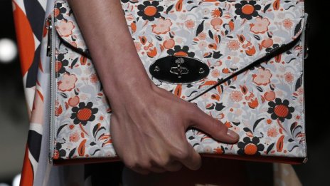 Mulberry отчете троен скок на годишната си печалба