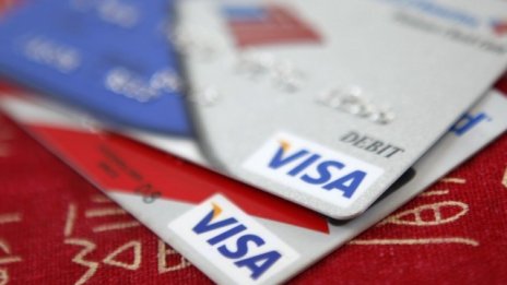 Българите са похарчили над 18 млн. евро в чужбина с карти Visa за майските празници