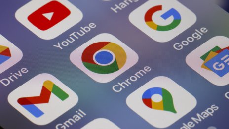 Двигателят на печалбата на Google все още е на пълни обороти въпреки глобалната несигурност