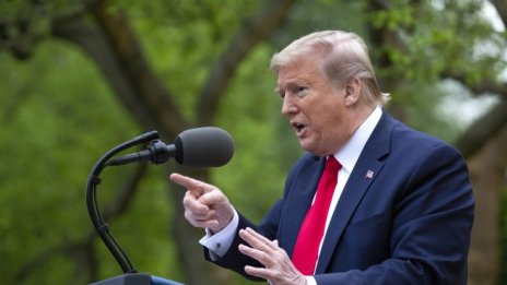 Насред пандемията Тръмп спира американските плащания към СЗО 