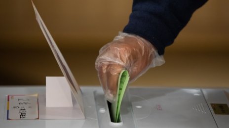 Изборите в Южна Корея по време на пандемията могат да станат модел за света