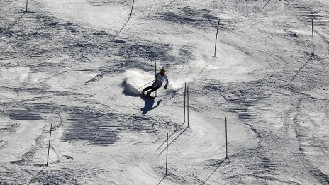 При втори лифт в Банско екоминистърът ще иска забрана за автомобили в ски зоната