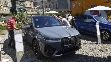 Маржът на автомобилния бизнес на BMW надмина пазарните очаквания