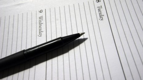 Промени в акционерния състав на София Комерс - Заложни къщи