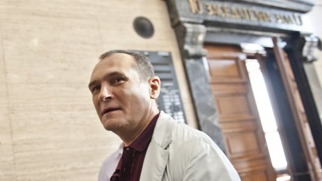 Васил Божков обяви, че се връща в България*