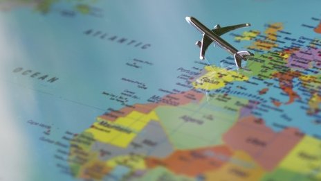 Може ли държавата да субсидира чартърни полети в подкрепа на туризма?