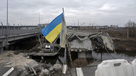 Зеленски: Русия е спряна от първата отбранителна линия на Харков