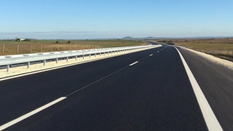 МРРБ предлага тол таксите за камионите до 12 т да са до 6 ст. за км