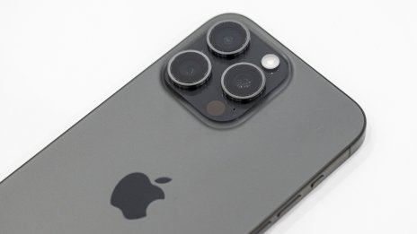 Как един iPhone оцеля непокътнат след падането си от останалия без врата самолет на Alaska Airlines?