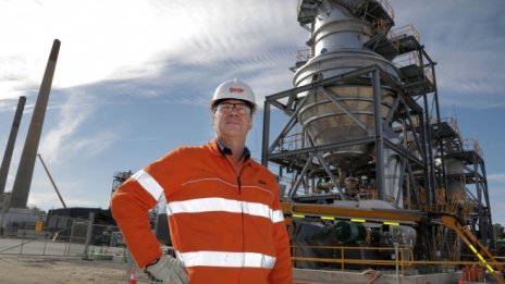 BHP понижава леко дивидента 