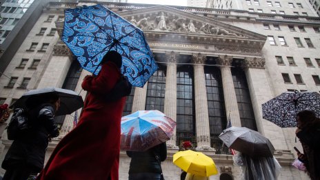 Wall Street започва търговията в зелено, докато пазарът гледа към Фед*