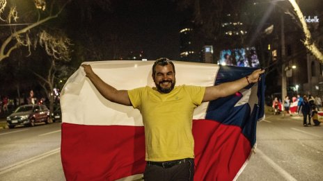 Избирателите в Чили отхвърлиха новата Конституция