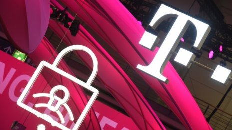Deutsche Telekom ще закрие 10 000 работни места във филиала си T-Systems