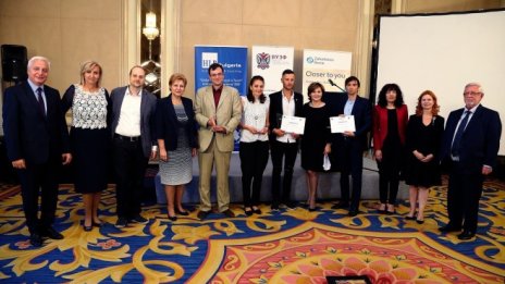 Шест студенти получиха стажове, стипендии и парични награди в конкурса &bdquo;Млад Одитор&ldquo;