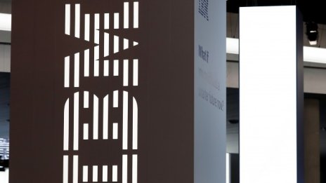 IBM не оправда очакванията за приходите си