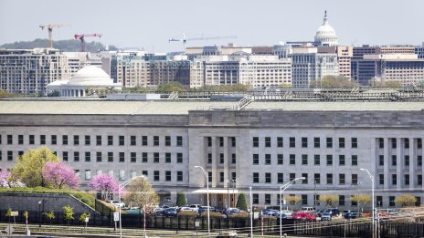 Пентагонът издирва автора на изтичането на секретни военни документи