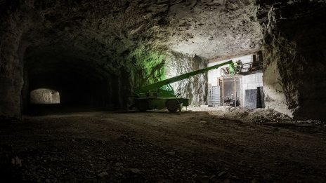 Подземна мина в Италия става дом на огромен център за данни