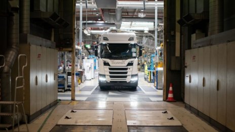 Daimler, Volvo и Traton създават европейска зарядна мрежа за електрически камиони