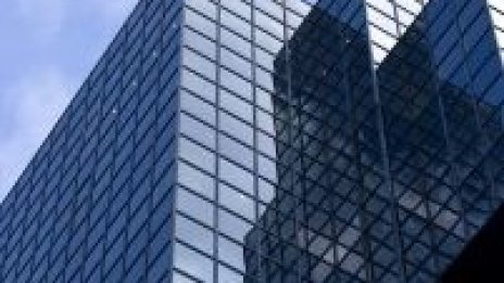 Deutsche Bank ще инвестира 650 млн. евро в имоти в Европа през 2012